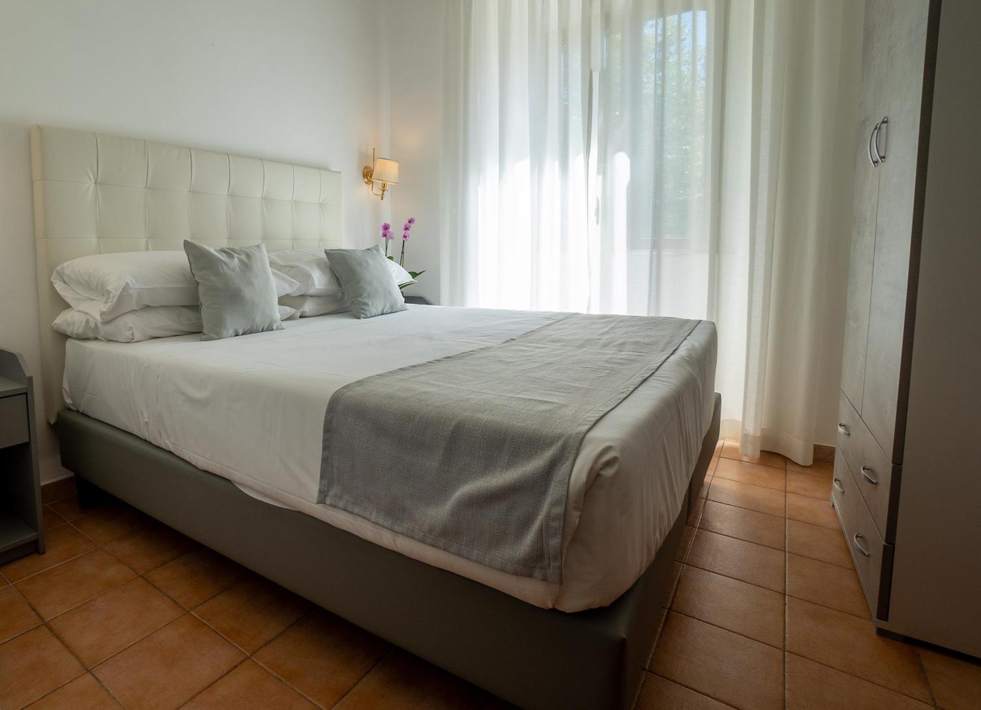 Hotel Gabriella Рим Экстерьер фото