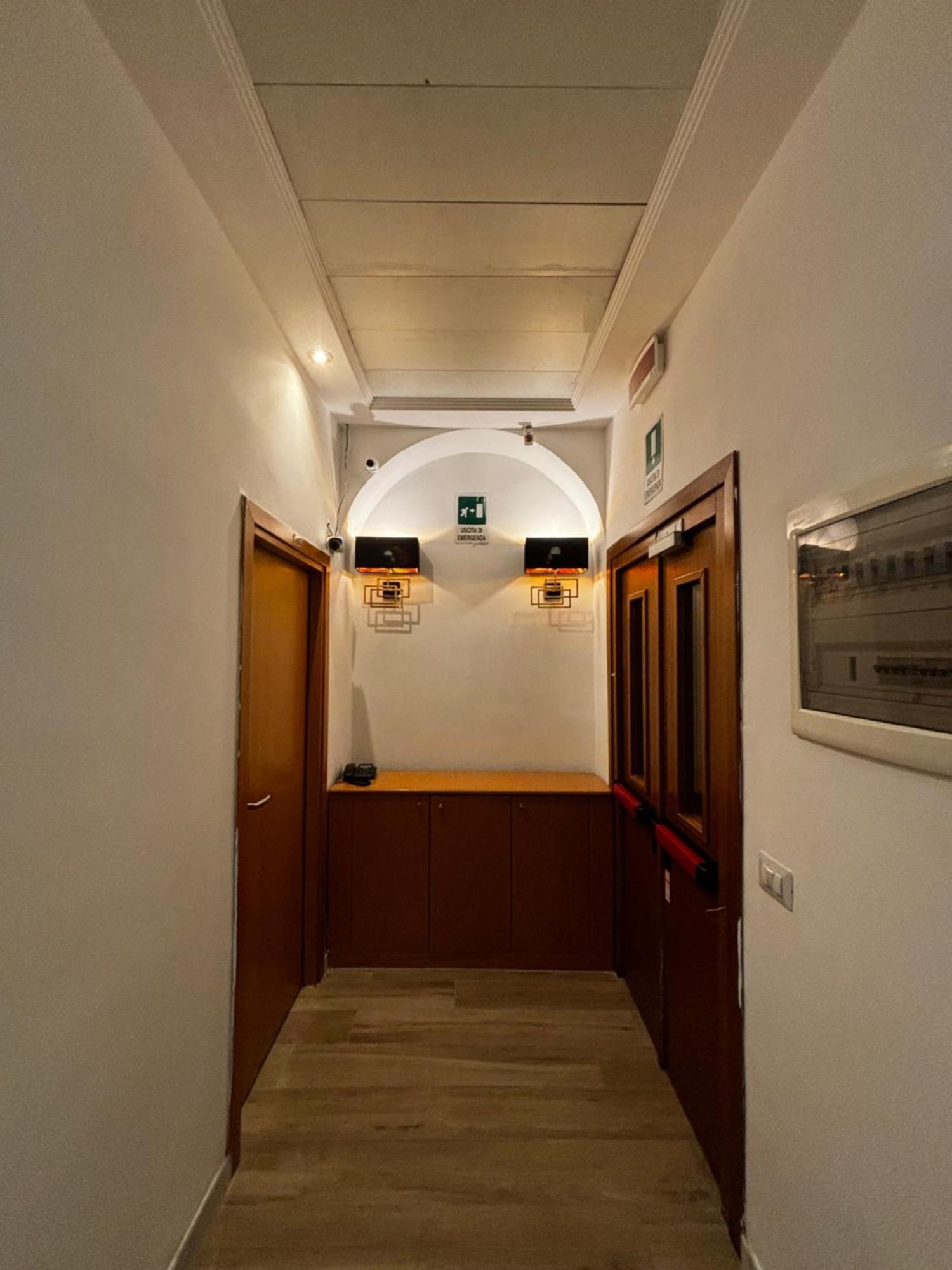 Hotel Gabriella Рим Экстерьер фото